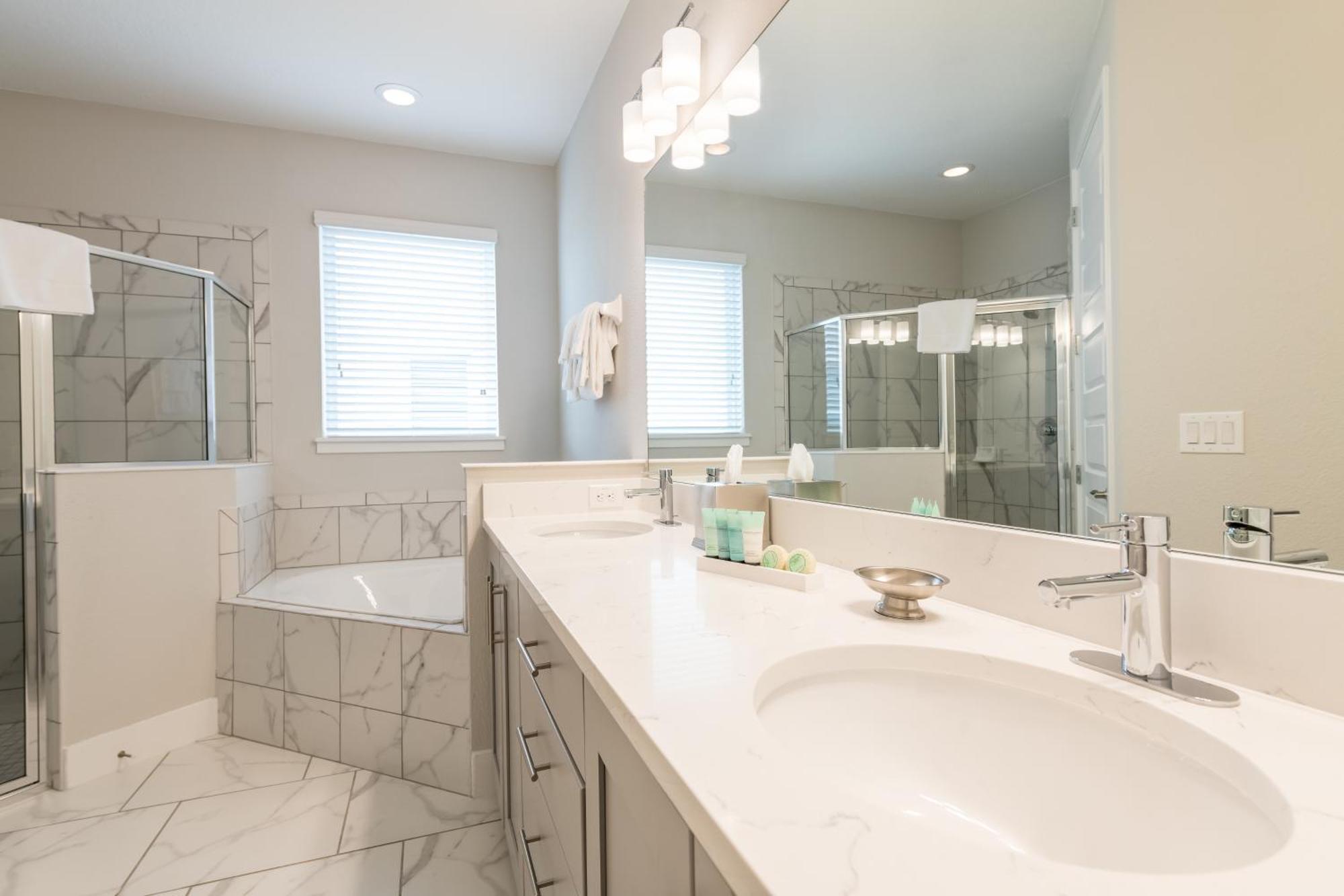 Remarkable Home Near Disney With Theater & Themed Rooms By Rentyl - 7660F Kissimmee Room photo